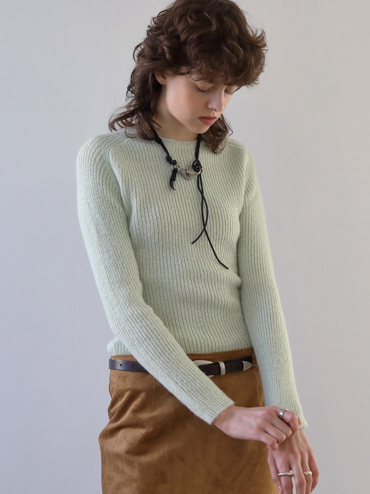 Leaf Slim Wool Pullover Knit Tee