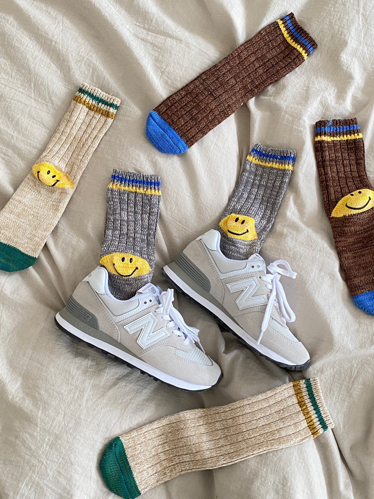 Smile Low Gauge Knit Socks 2 Style